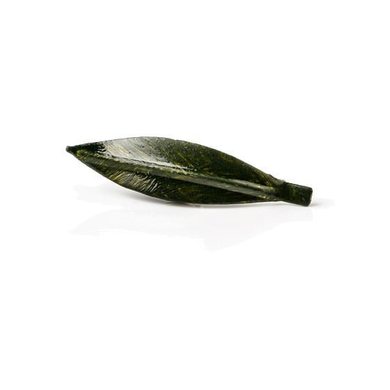 Pin de hoja de olivo verde oscuro hecho a mano